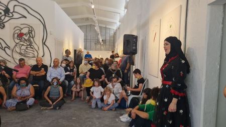 فيديو : افتتاح معرض "صينية سوداء" الفنانة عائشة عرار في غاليري GH غفعات حبيبة